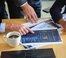 Over The Solution Work Financial  Of Provided Company. - 乐鱼